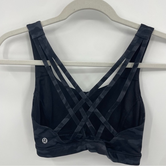 Lululemon Free to Be Serene Camo Sports Bra Size 6 LW2APNS Strappy Camouflage - Picture 2 of 4